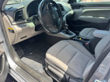 Used 2017 Hyundai Elantra SE w/ SE A/T Tech Package 03 image 5