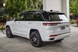 New 2025 Jeep Grand Cherokee Summit image 4