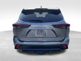 New 2025 Toyota Highlander XLE image 4
