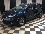 Used 2022 Chrysler Pacifica Touring-L w/ Uconnect Theater Family Group image 3