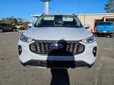 New 2025 Ford Escape SE image 2