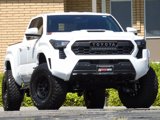 Used 2025 Toyota Tacoma TRD Sport image 5