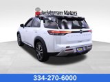 New 2025 Nissan Pathfinder Platinum image 3