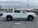 New 2025 Nissan Frontier SV w/ SV Convenience Package image 4