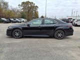 Used 2024 Toyota Camry SE image 3