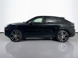 New 2025 Porsche Cayenne Coupe image 2