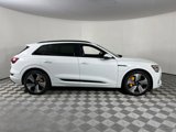 Used 2023 Audi e-tron Premium Plus w/ Premium Plus Package image 5