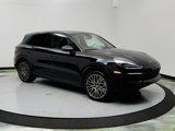 Used 2023 Porsche Cayenne image 3