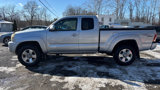 Used 2008 Toyota Tacoma 4x4 Access Cab V6 image 2
