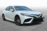 Used 2023 Toyota Camry SE image 2