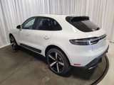 Used 2025 Porsche Macan image 3