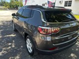 Used 2019 Jeep Compass Latitude image 3