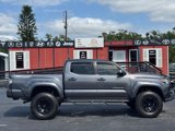 Used 2017 Toyota Tacoma TRD Sport image 4