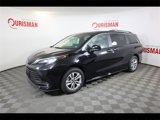 Used 2025 Toyota Sienna XLE w/ XLE Plus Package image 3