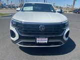New 2026 Volkswagen Atlas Cross Sport SE image 2