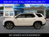 New 2025 Honda Pilot Touring image 2