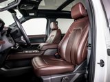 Used 2023 Ford Expedition Limited image 4