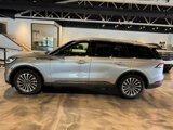 Used 2022 Lincoln Aviator Reserve w/ Elements Package Plus image 2