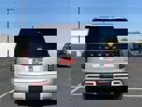 Used 2025 Nissan Armada SL image 5