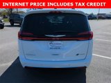 New 2025 Chrysler Pacifica Pinnacle image 5
