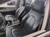 Used 2018 Chrysler Pacifica Touring-L image 3