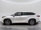 Used 2022 Toyota Highlander XLE image 2