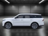 New 2025 Lincoln Navigator Reserve image 4