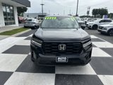 Used 2025 Honda Pilot Black Edition image 2