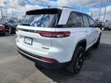 Used 2023 Jeep Grand Cherokee Limited w/ Black Appearance Package image 4