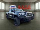 Used 2017 Toyota Tacoma TRD Sport image 3