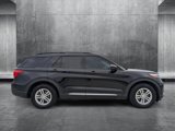 Used 2023 Ford Explorer XLT image 4