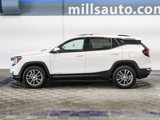 Used 2024 GMC Terrain SLT image 3