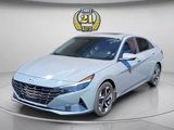 Used 2023 Hyundai Elantra Limited image 4