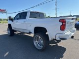 Used 2024 Chevrolet Silverado 2500 High Country w/ Technology Package image 4