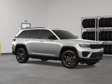 New 2025 Jeep Grand Cherokee Altitude image 5