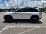 Used 2022 Jeep Grand Cherokee Altitude image 4