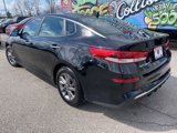 Used 2020 Kia Optima LX image 4