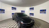 Used 2024 Hyundai Elantra Blue image 4