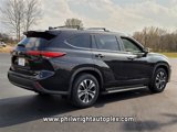 Used 2022 Toyota Highlander XLE image 4
