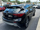Used 2017 INFINITI QX30 Premium image 6
