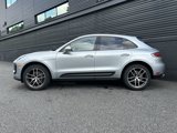 Certified 2025 Porsche Macan image 2