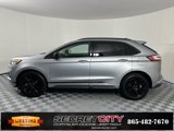 Used 2024 Ford Edge SE w/ Black Appearance Package image 4