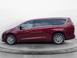 Used 2022 Chrysler Voyager LX image 2