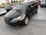 Used 2023 Chrysler Voyager LX image 5