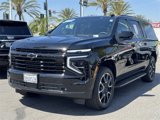 Certified 2025 Chevrolet Suburban RST image 3