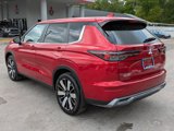New 2025 Mitsubishi Outlander SE image 6