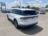 Used 2020 Lincoln Aviator Reserve w/ Equipment Group 201A image 4