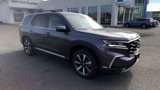 New 2025 Honda Pilot Touring image 2