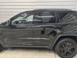 Used 2020 Jeep Grand Cherokee Laredo image 5