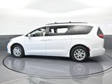 Used 2022 Chrysler Pacifica Touring-L image 3